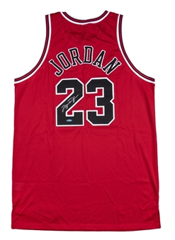 Michael Jordan Signed 1997-98 Chicago Bulls Red No. 23 Authentic Jersey - The Last Dance (UDA)